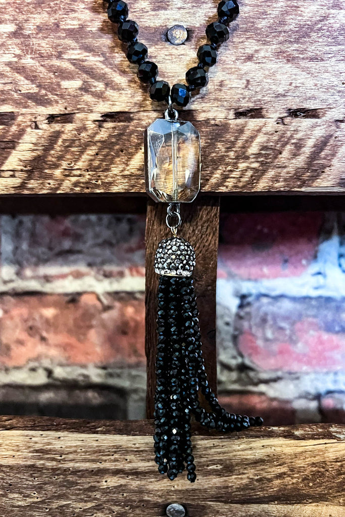 MAGICAL ENERGY CRYSTAL BLACK LONG NECKLACE