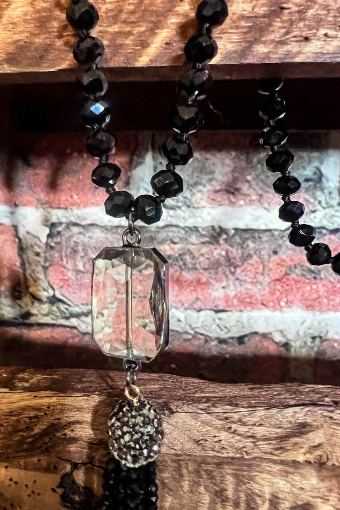 MAGICAL ENERGY CRYSTAL BLACK LONG NECKLACE