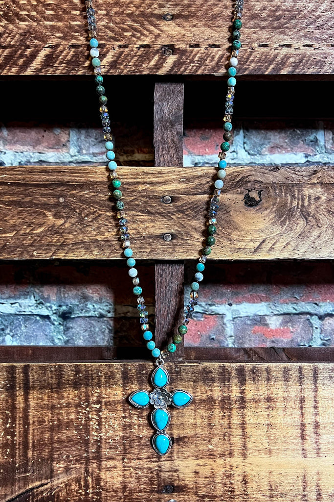 Simple Grace Natural Stones Necklace in Turquoise