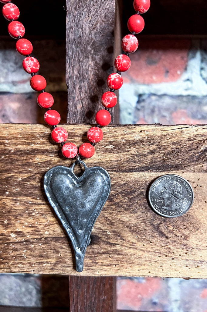 LOVING HEART NECKLACE IN RED