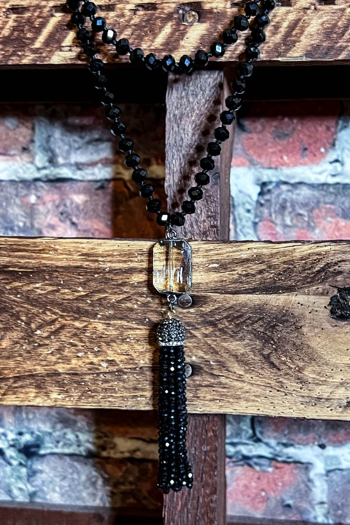 MAGICAL ENERGY CRYSTAL BLACK LONG NECKLACE