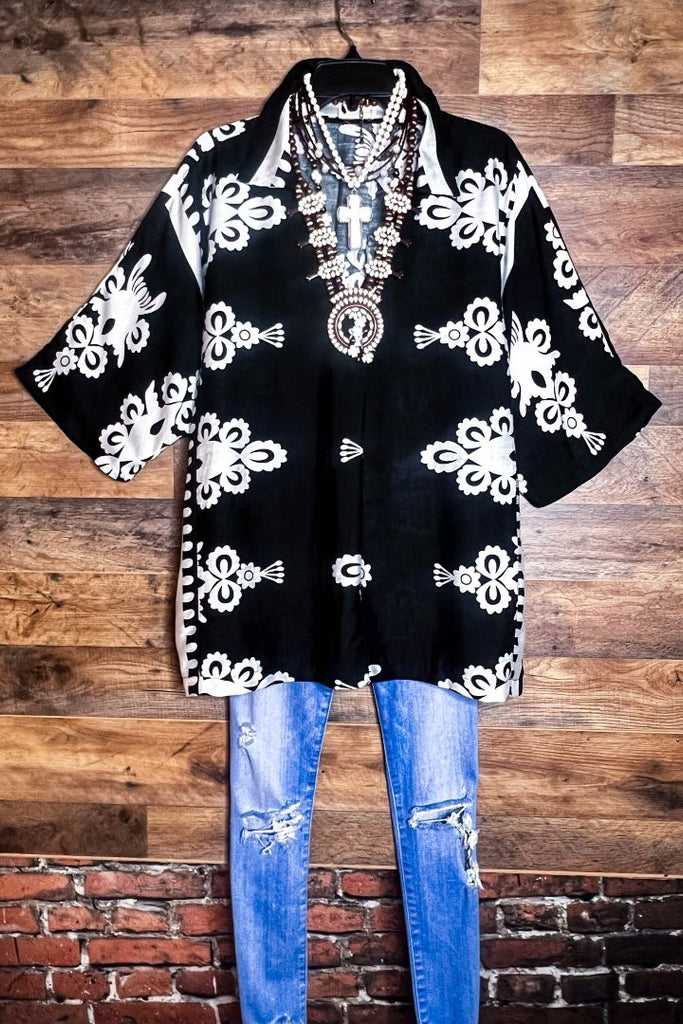 Pretty in Paradise Black and White Tunic