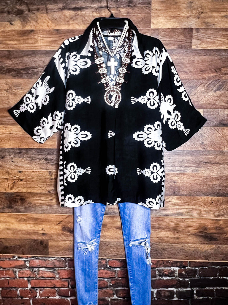 Pretty in Paradise Black and White Tunic