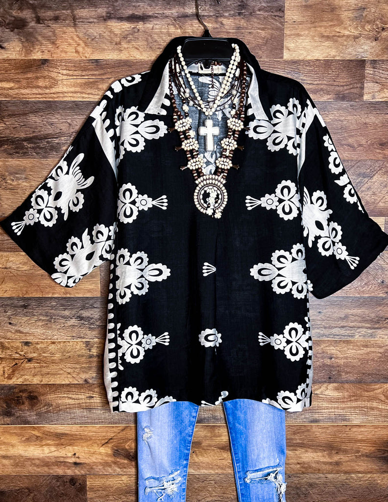 Pretty in Paradise Black and White Tunic