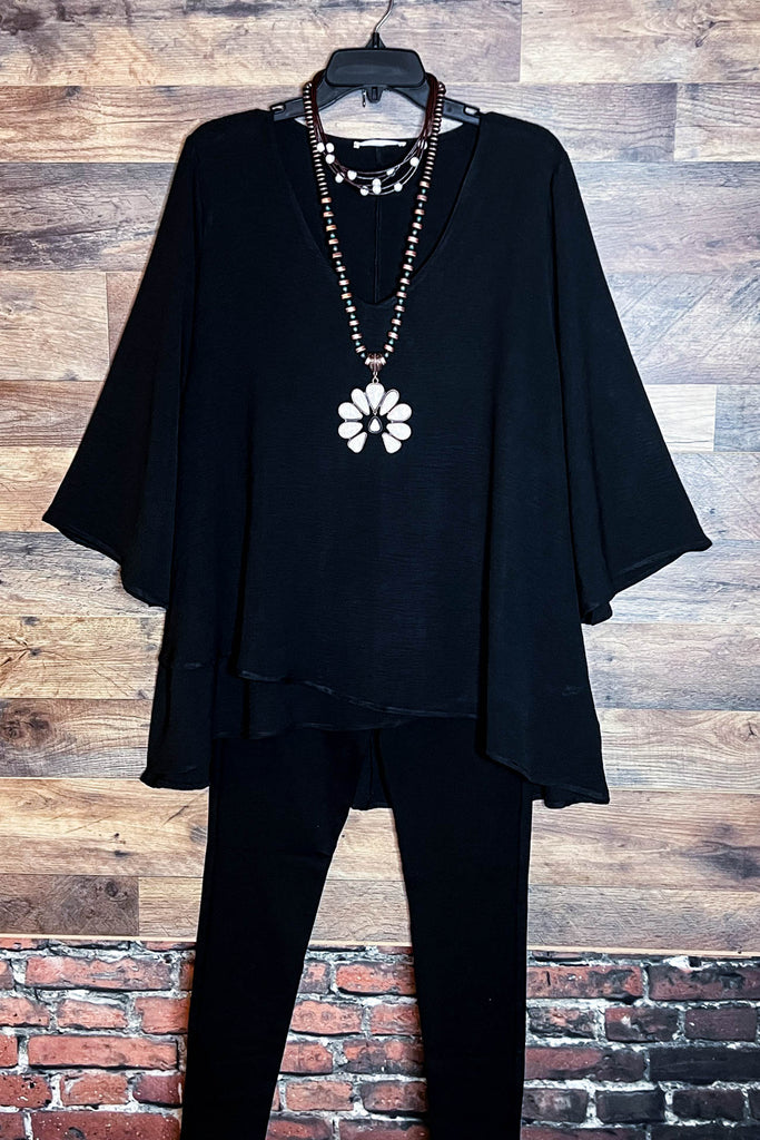 MY HEART IS YOURS TUNIC BLACK