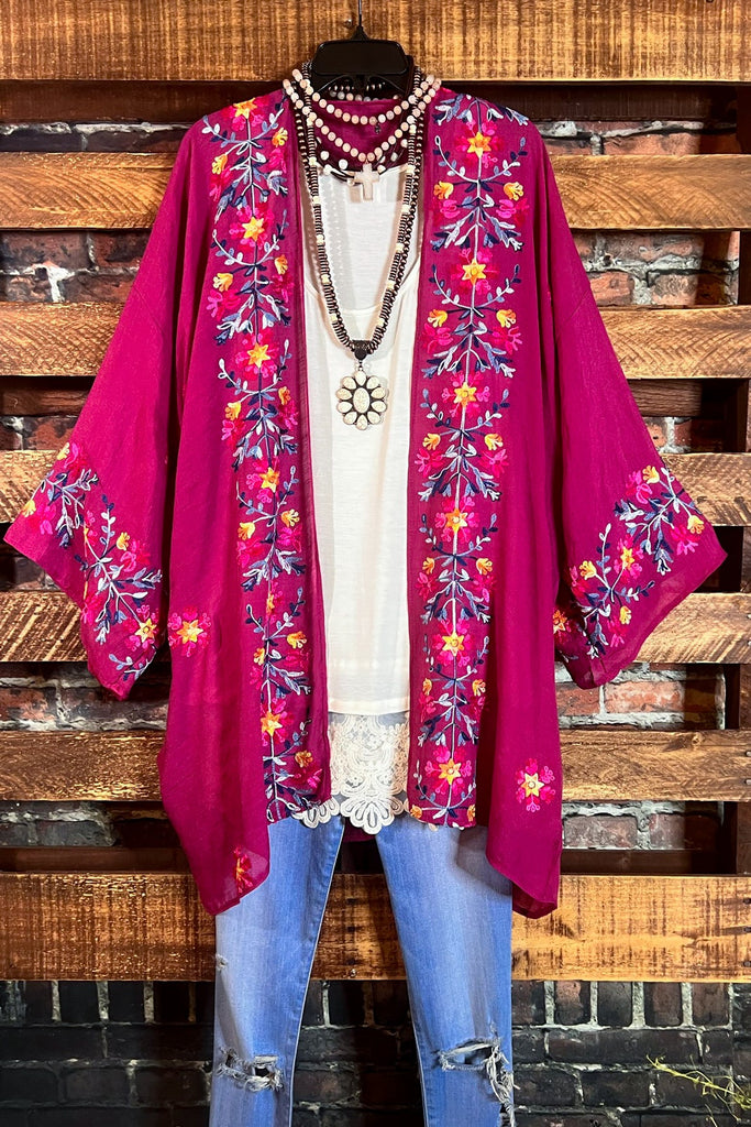 IT'S LOVE AT FIRST SIGHT FUCHSIA KIMONO EMBROIDERED