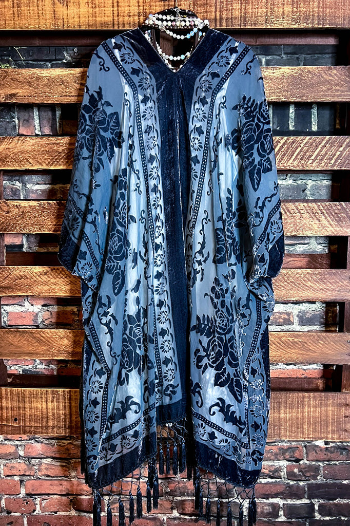 LA VIE BOHEME NAVY BLUE VELVET BURNOUT KIMONO