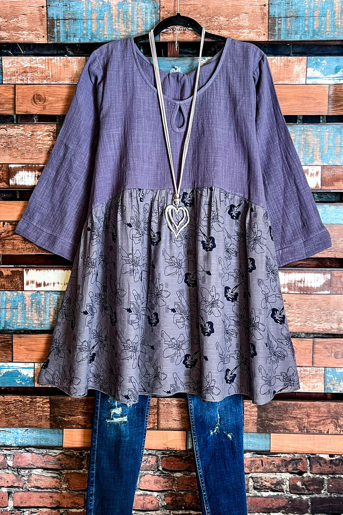 JOYFULLY YOURS BABYDOLL TUNIC IN GRAY