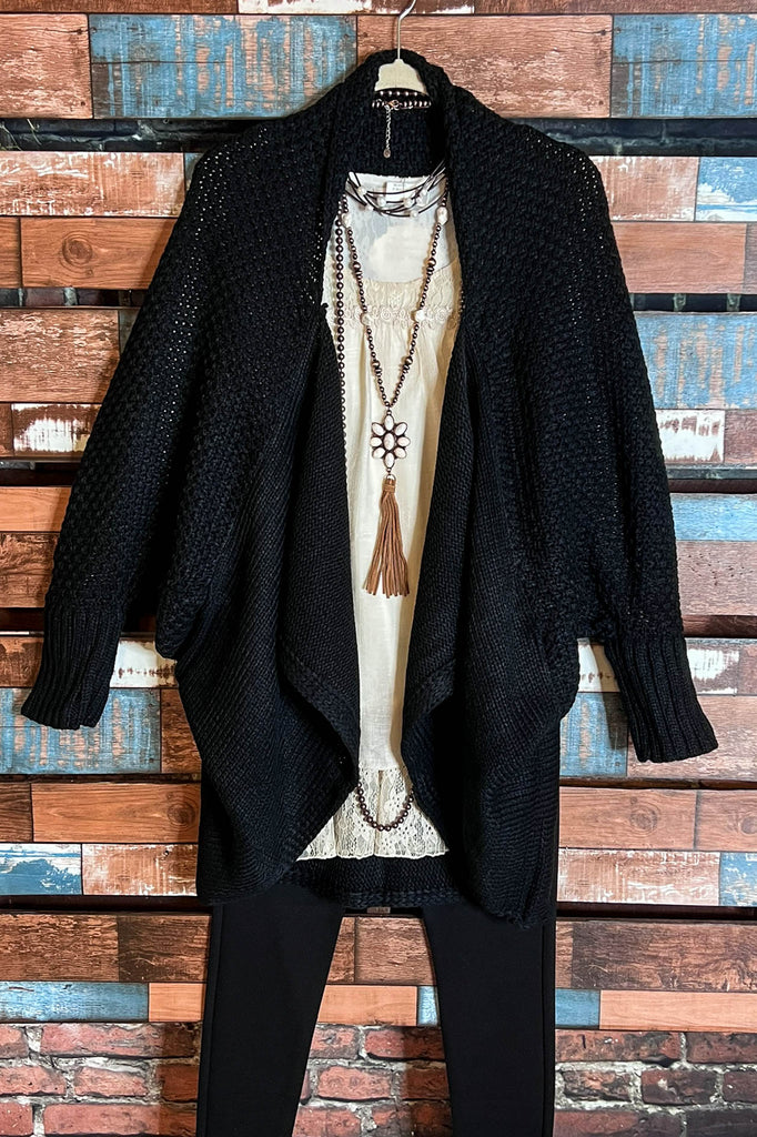 COZY CHARM TO GO IN STYLE CARDIGAN IN BLACK