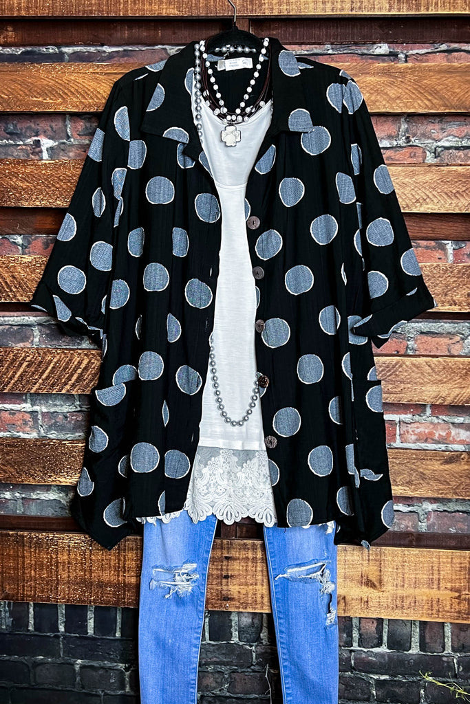 A DARLING LOOK POLKA DOT SHIRT TUNIC IN BLACK