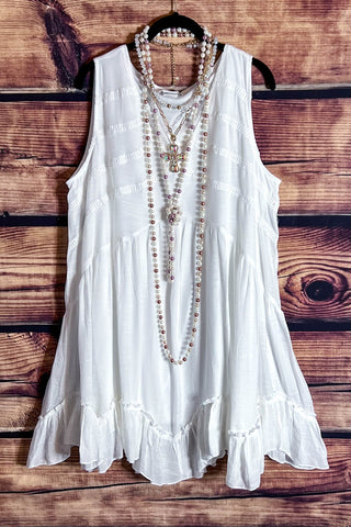 BEAUTY AND STYLE COMFY OFF WHITE TUNIC