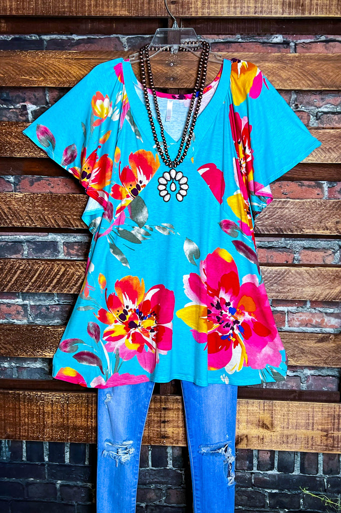 PARADISE COAST ESCAPE TOP IN AQUA & MULTI-COLOR