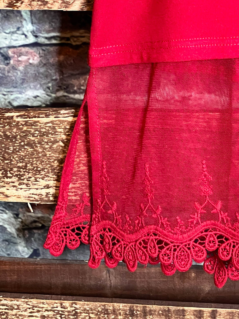 PRETTY PASSION LACE EXTENDER TOP IN RED RUBY