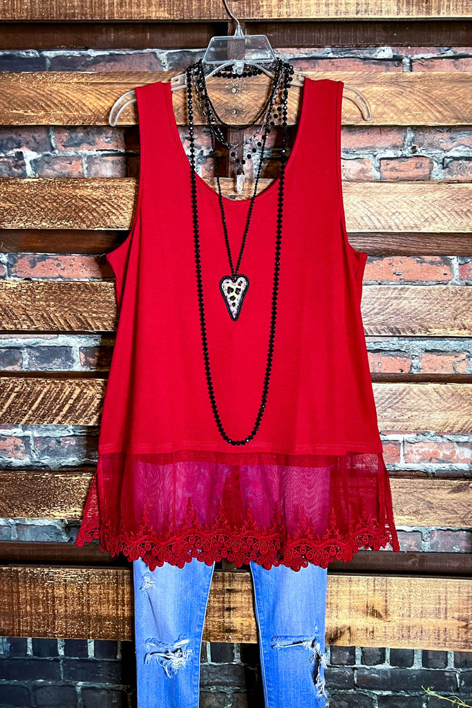 PRETTY PASSION LACE EXTENDER TOP IN RED RUBY