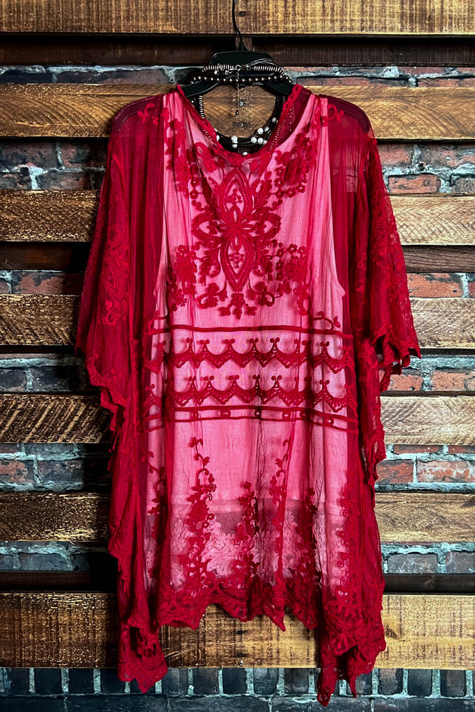 VINTAGE ANGEL PRETTY RED RUBY LACE KIMONO