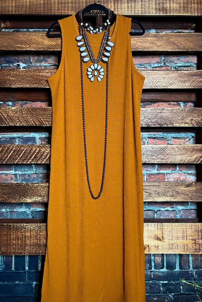 CONFIDENT IN HERSELF MAXI DRESS IN BROWN MUSTARD