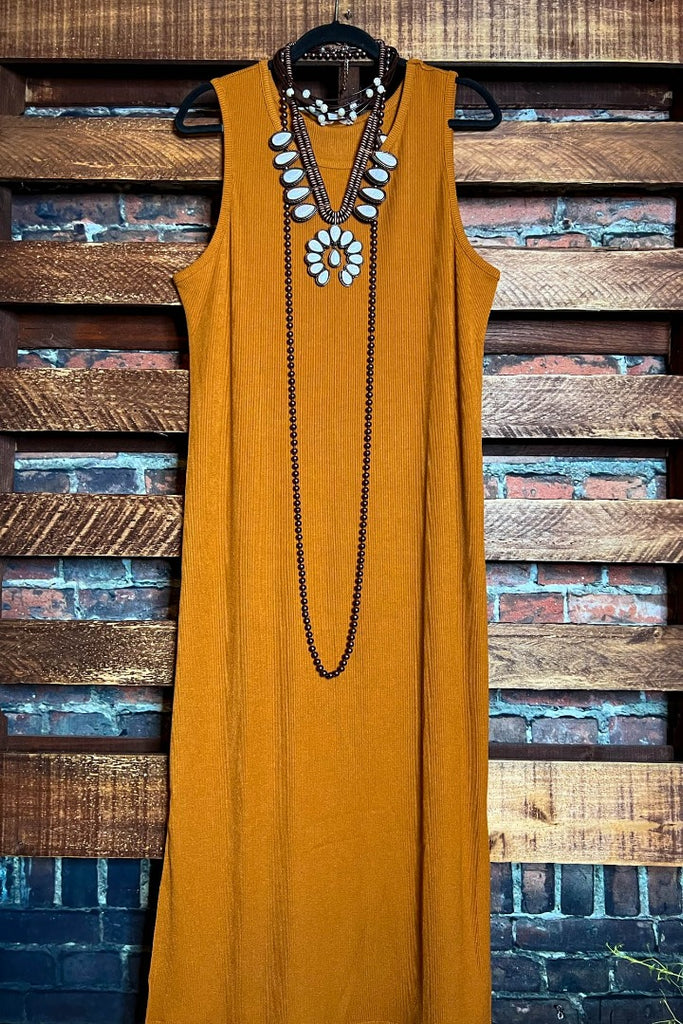 CONFIDENT IN HERSELF MAXI DRESS IN BROWN MUSTARD