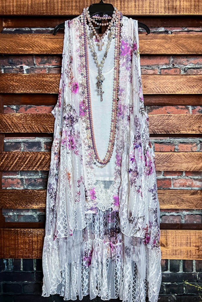 FLORAL SYMPHONY LACE VEST IN IVORY