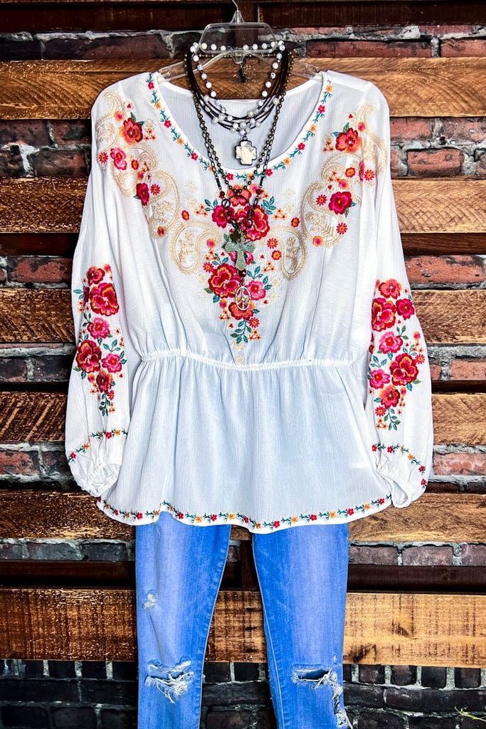 BEAUTIFUL LIFE TO LIVE EMBROIDERED TOP IN OFF WHITE & MULTI