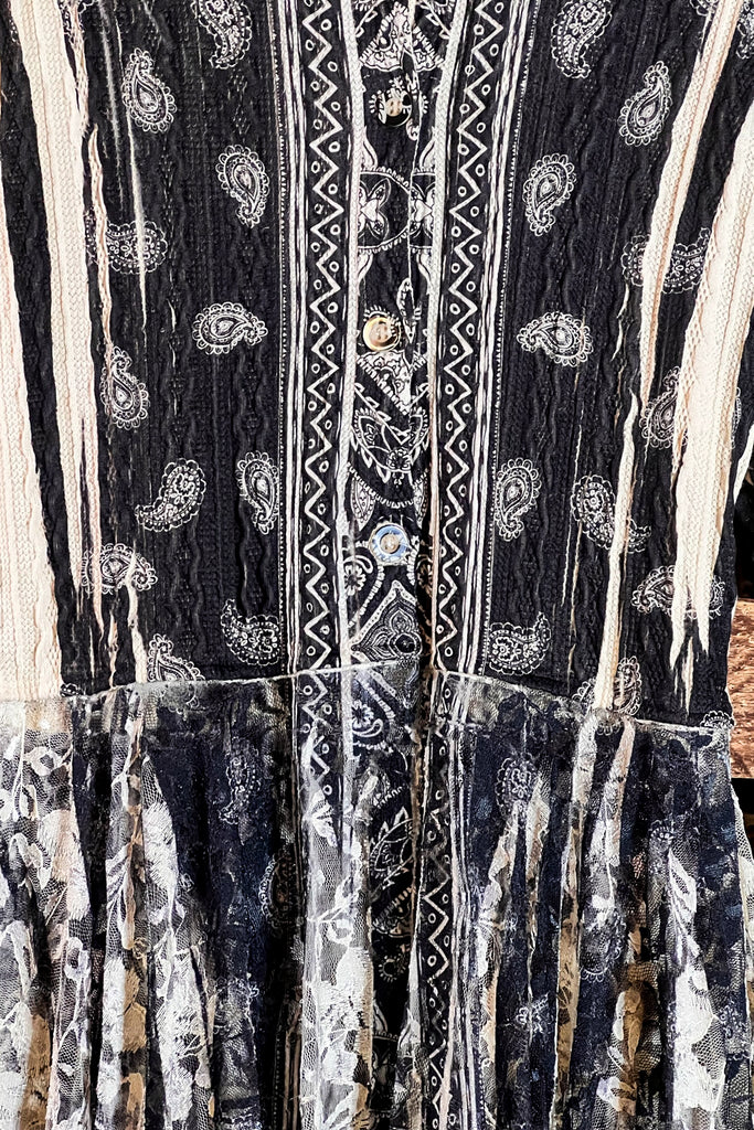 SECRET ORIGINS FAB PAISLEY LACE CARDIGAN LONG JACKET BLACK & BEIGE