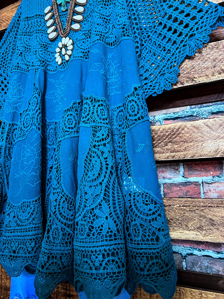 A FAIRYTALE PRETTY UNIQUE 100% COTTON CROCHET LACE TUNIC IN TEAL