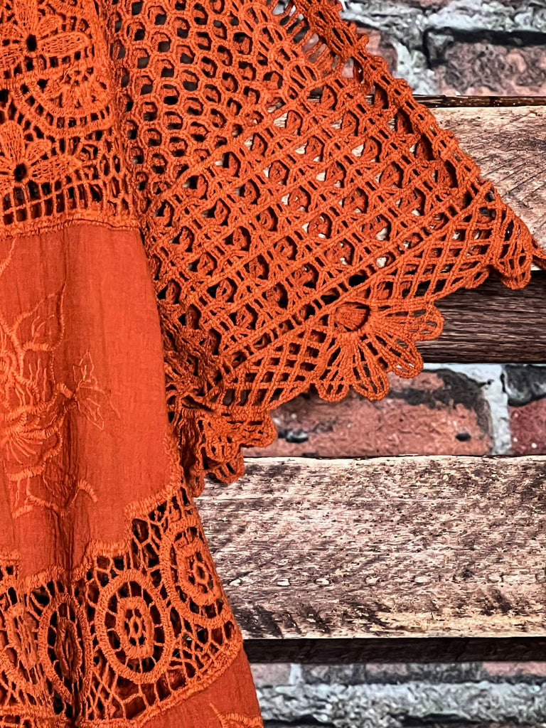 A FAIRYTALE PRETTY UNIQUE 100% COTTON CROCHET LACE TUNIC - RUST