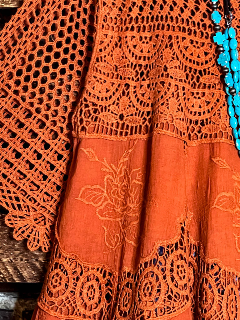 A FAIRYTALE PRETTY UNIQUE 100% COTTON CROCHET LACE TUNIC - RUST