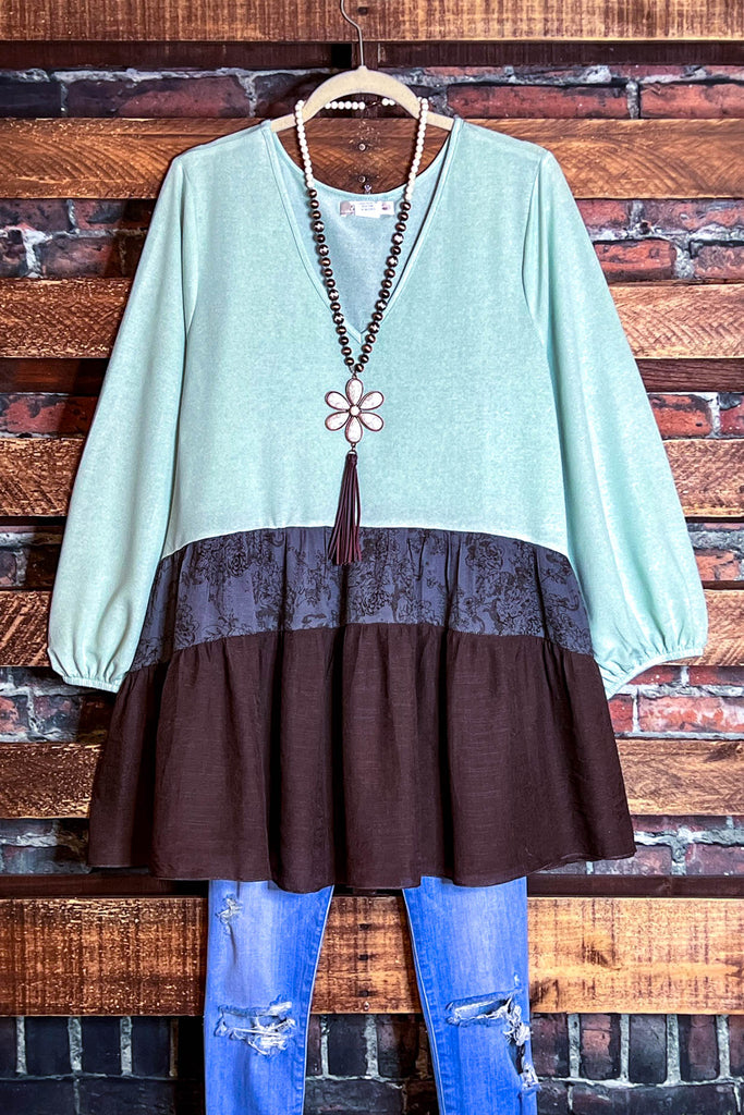 Lovin' On You Top in Brown & Mint