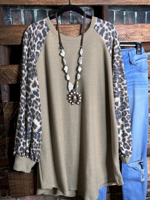 3X - HACCI BRUSH OVERSIZED SWEATER TUNIC IN LEOPARD -----SALE