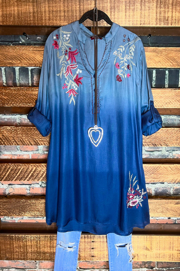 PEASANT GAUZE EMBROIDERED SHIRT IN BLUE TONES---------SALE