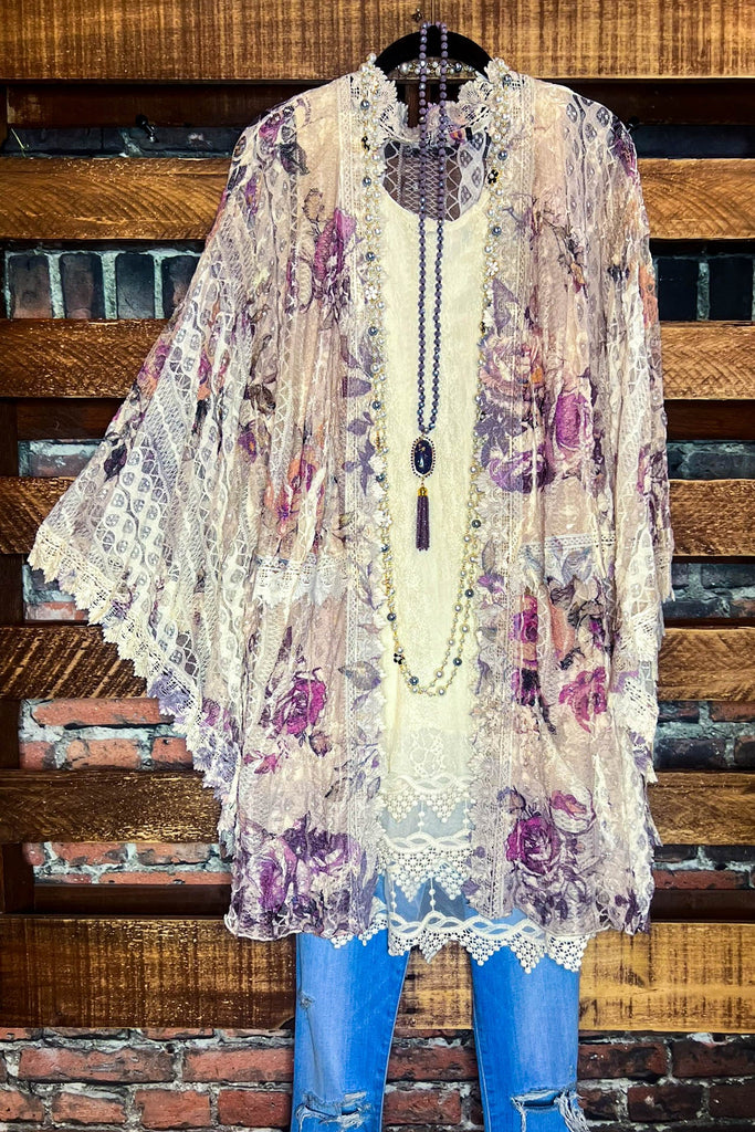 YOU'RE MY LOVE LACE DUSTER KIMONO IN BEIGE & MULTI-COLOR