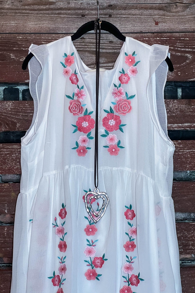 DELICATE HEARTS EMBROIDERED FLORAL DRESS IN IVORY – Life is Chic Boutique