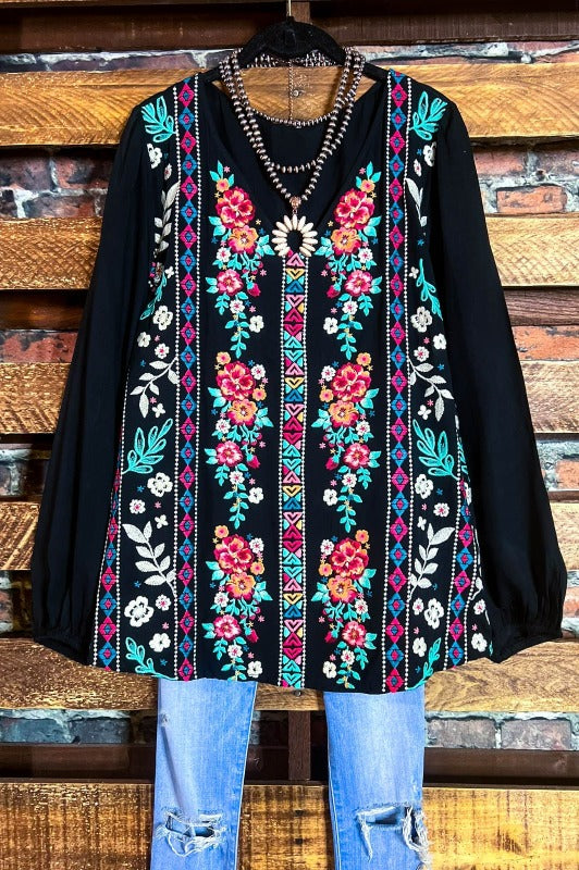 ABSOLUTELY UNFORGETTABLE FAB EMBROIDERED TOP IN BLACK