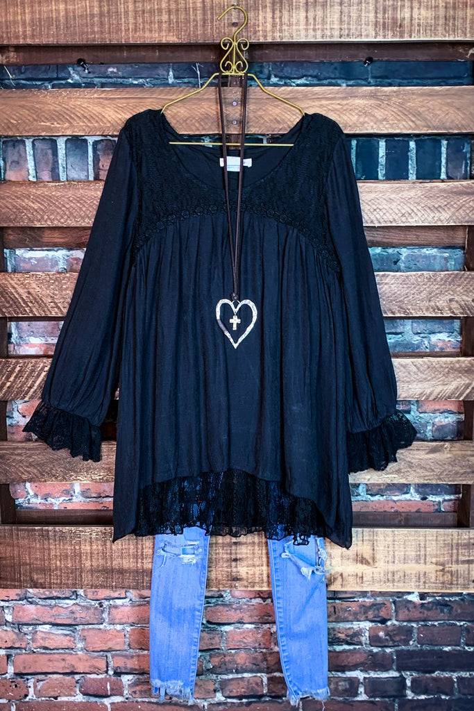 FOREVER ROMANCE BLACK LACE BLOUSE