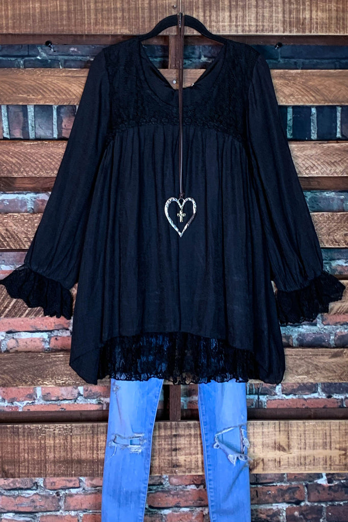 FOREVER ROMANCE BLACK LACE BLOUSE