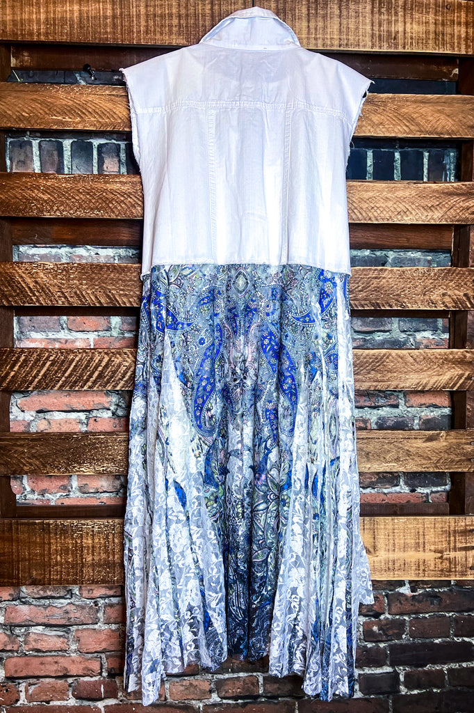 NEVER OUT OF STYLE PRETTY PAISLEY LACE VEST IN BLUE & WHITE