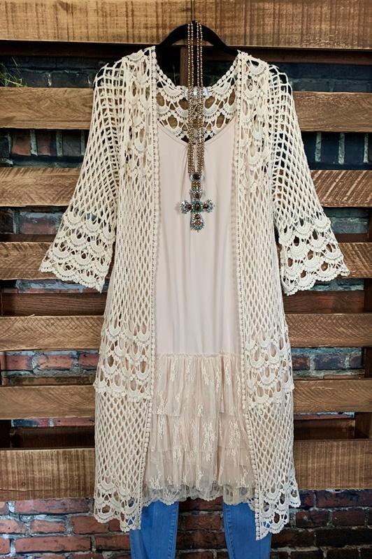 BOHEMIAN HEART VINTAGE INSPIRED CROCHET DUSTER CARDIGAN IN BEIGE